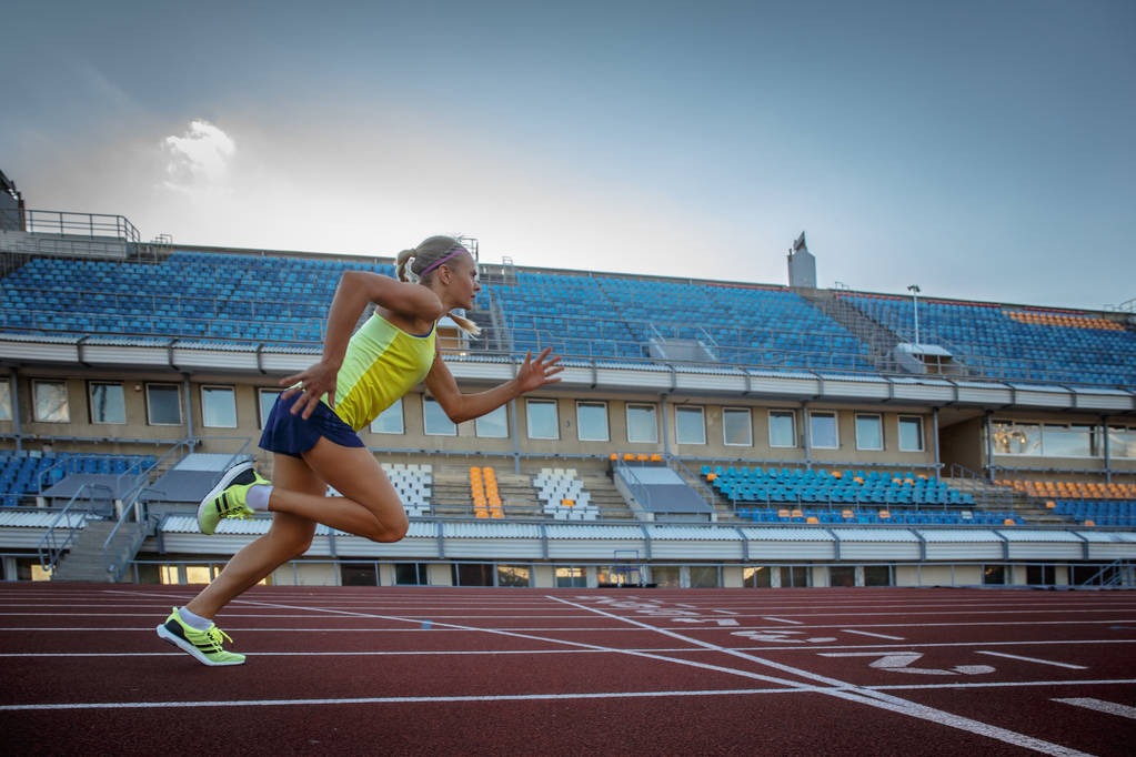 黄蜂半场36记三分追平NBA历史纪录